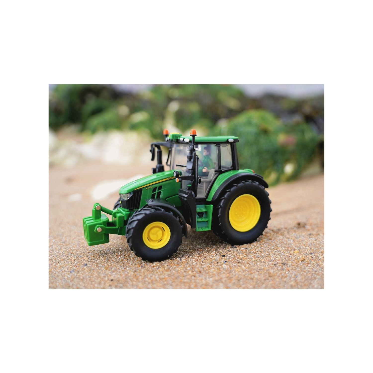 TOMY John Deere 6120M Tractor Scale 1:32