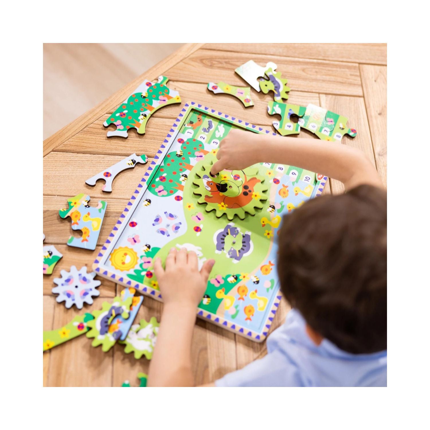 Melissa & Doug Animal Chase I-Spy Wooden Gear Puzzle