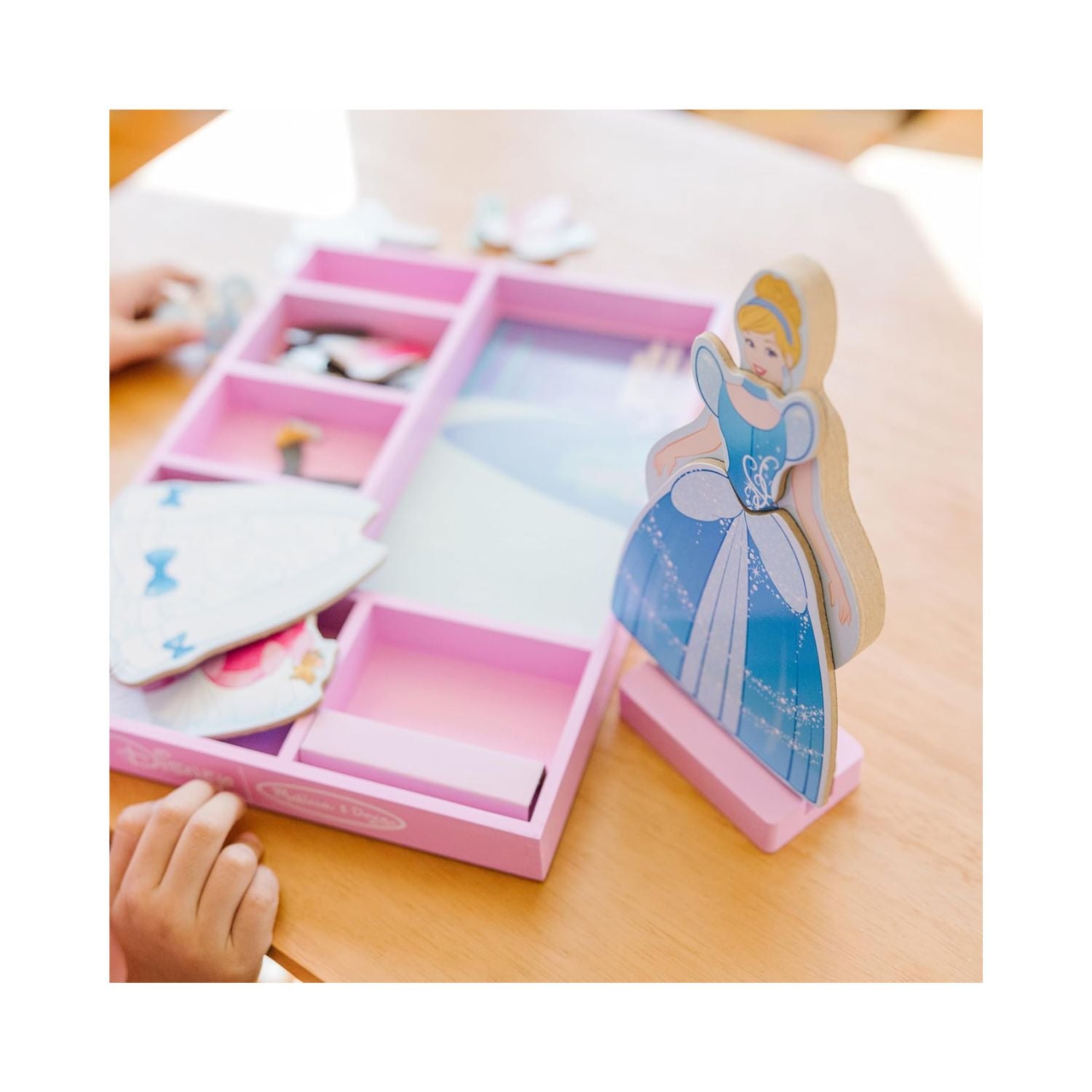 Melissa & Doug Wooden Magnetic dress-up Cinderella