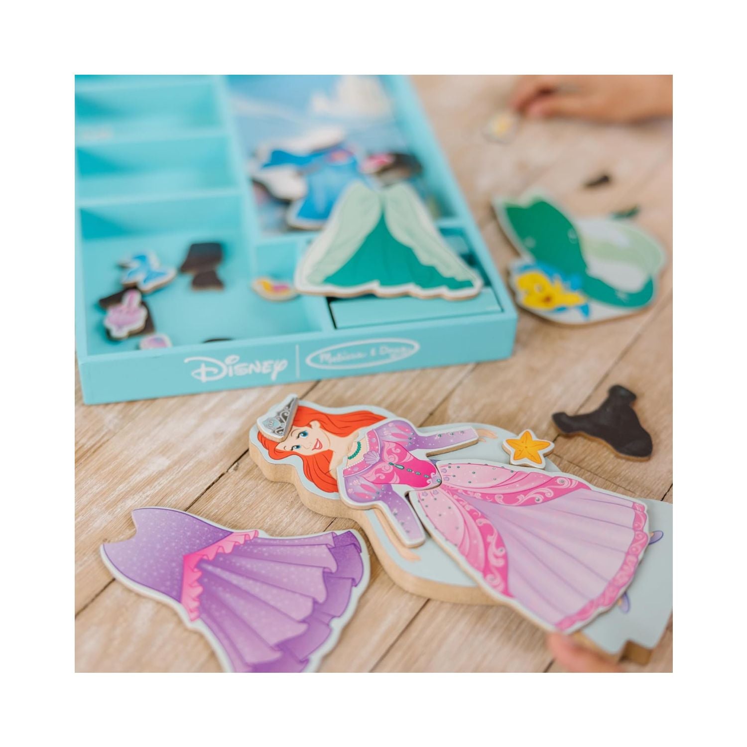 Melissa & Doug Wooden Magnetic dress-up Ariel