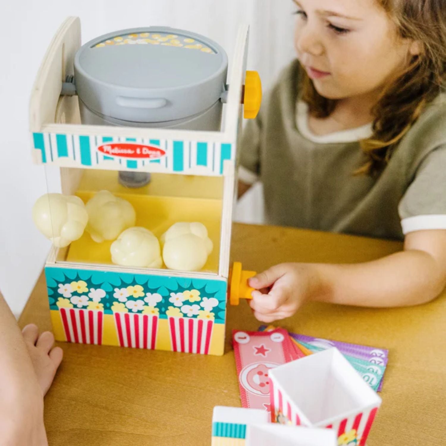 Melissa & Doug Fun at the Fair Pop & Serve Popcorn Stand