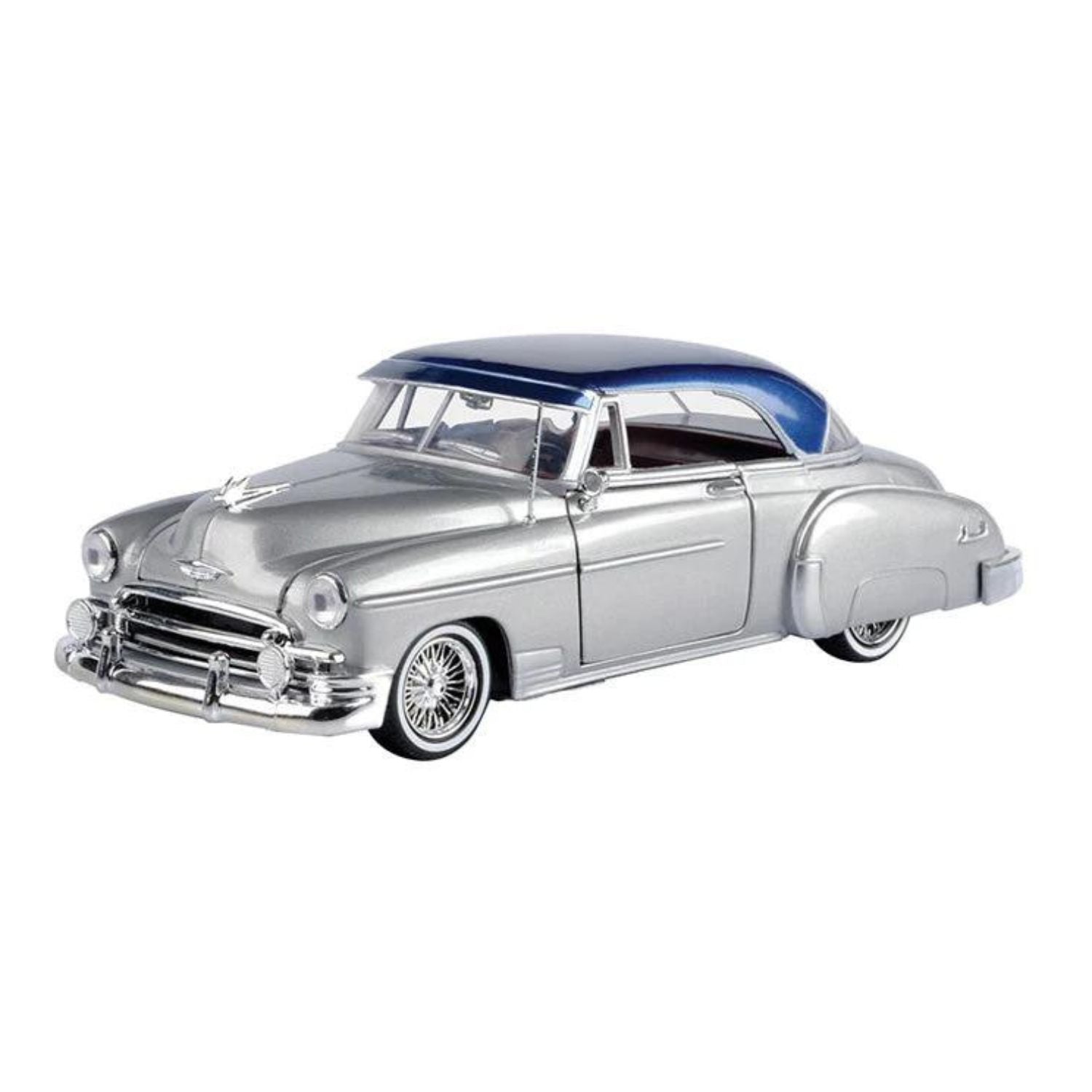 Motormax 1:24 1950 Chevy Bel Air Get Low Silver with Blue Roof