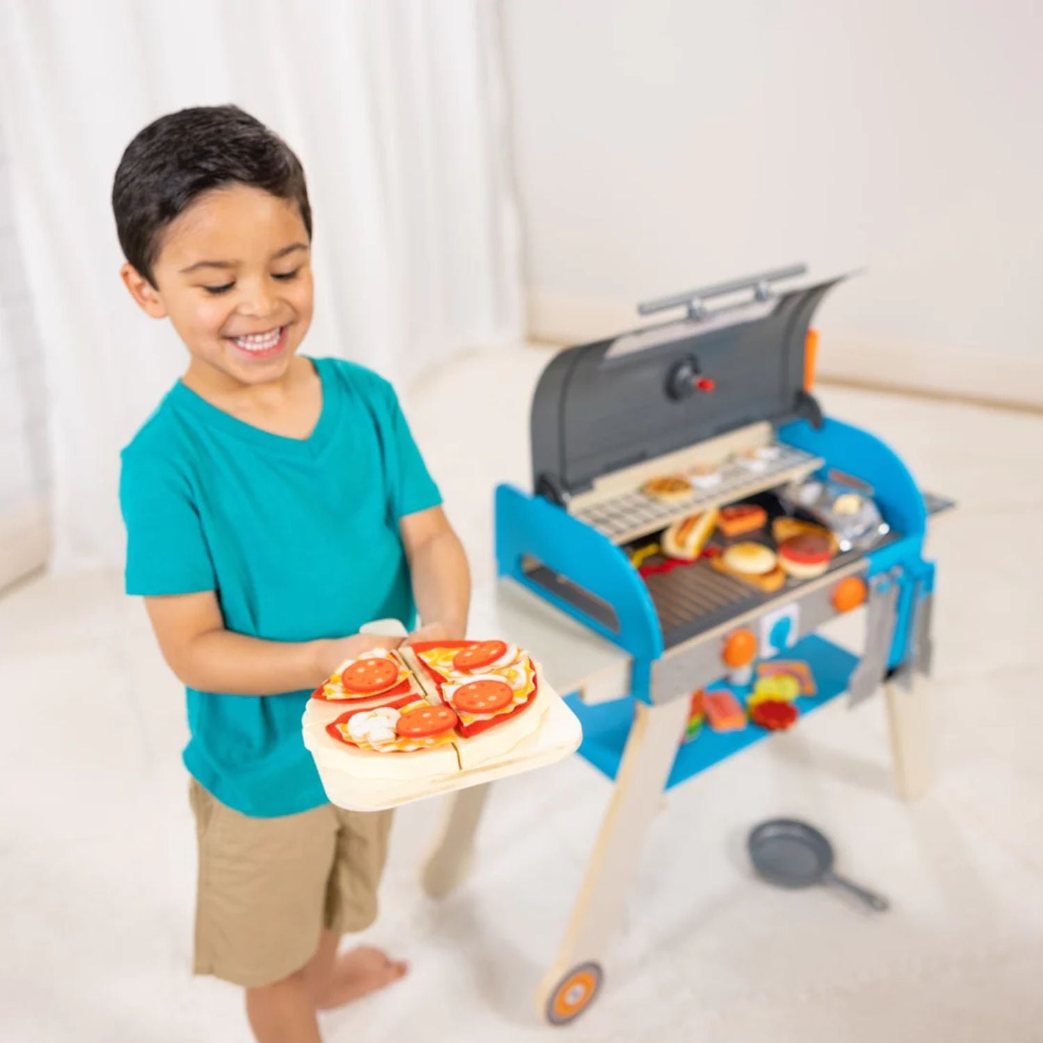 Melissa & Doug Deluxe Grill & Pizza Oven Play Set