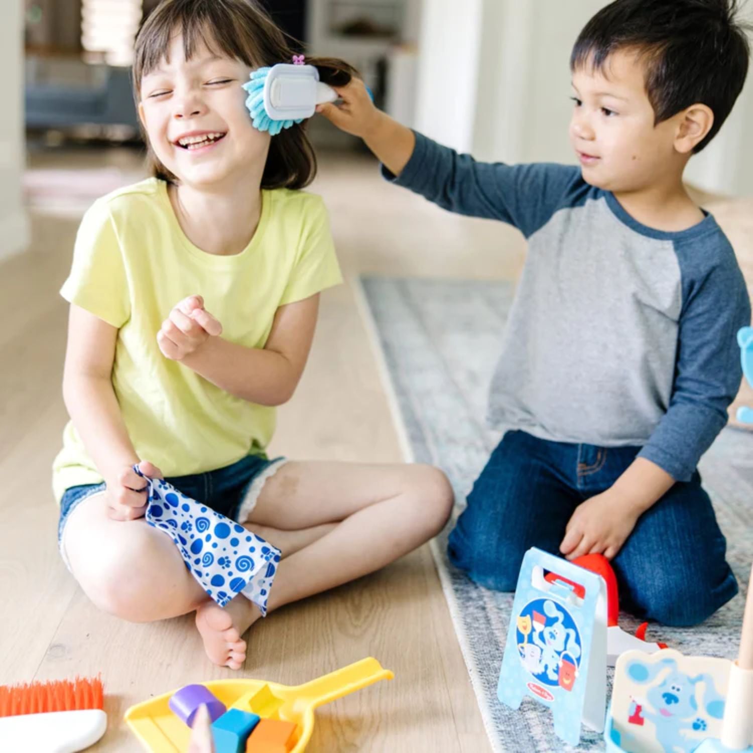 Melissa & Doug Blues Clues & You! Clean-Up Time Play Set