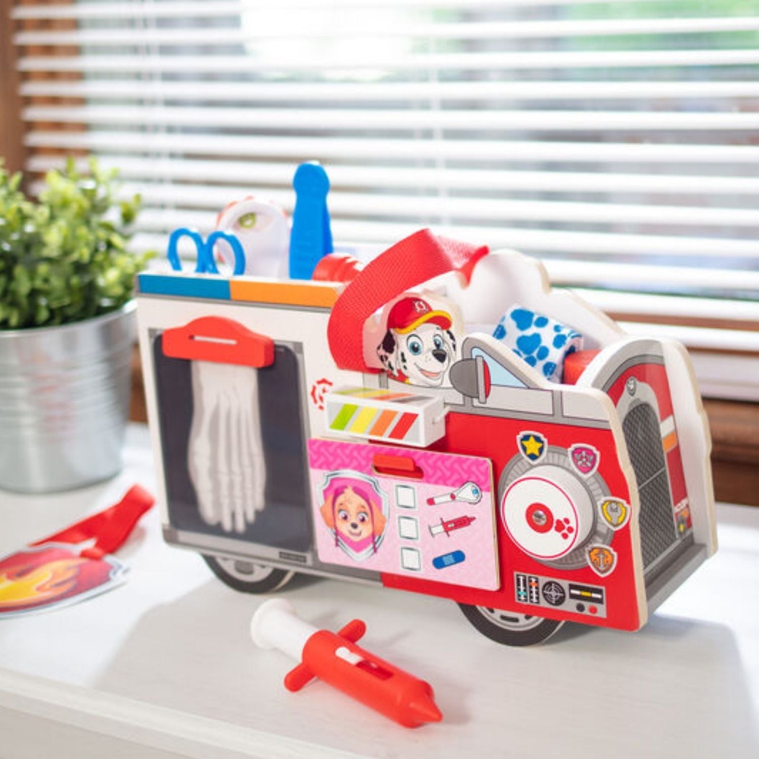 Melissa & Doug Paw Patrol Marshall's Wooden Rescue Caddy