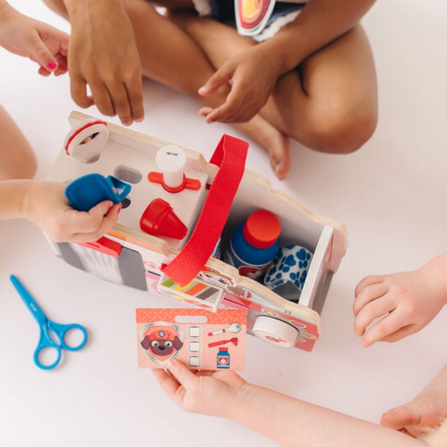 Melissa & Doug Paw Patrol Marshall's Wooden Rescue Caddy